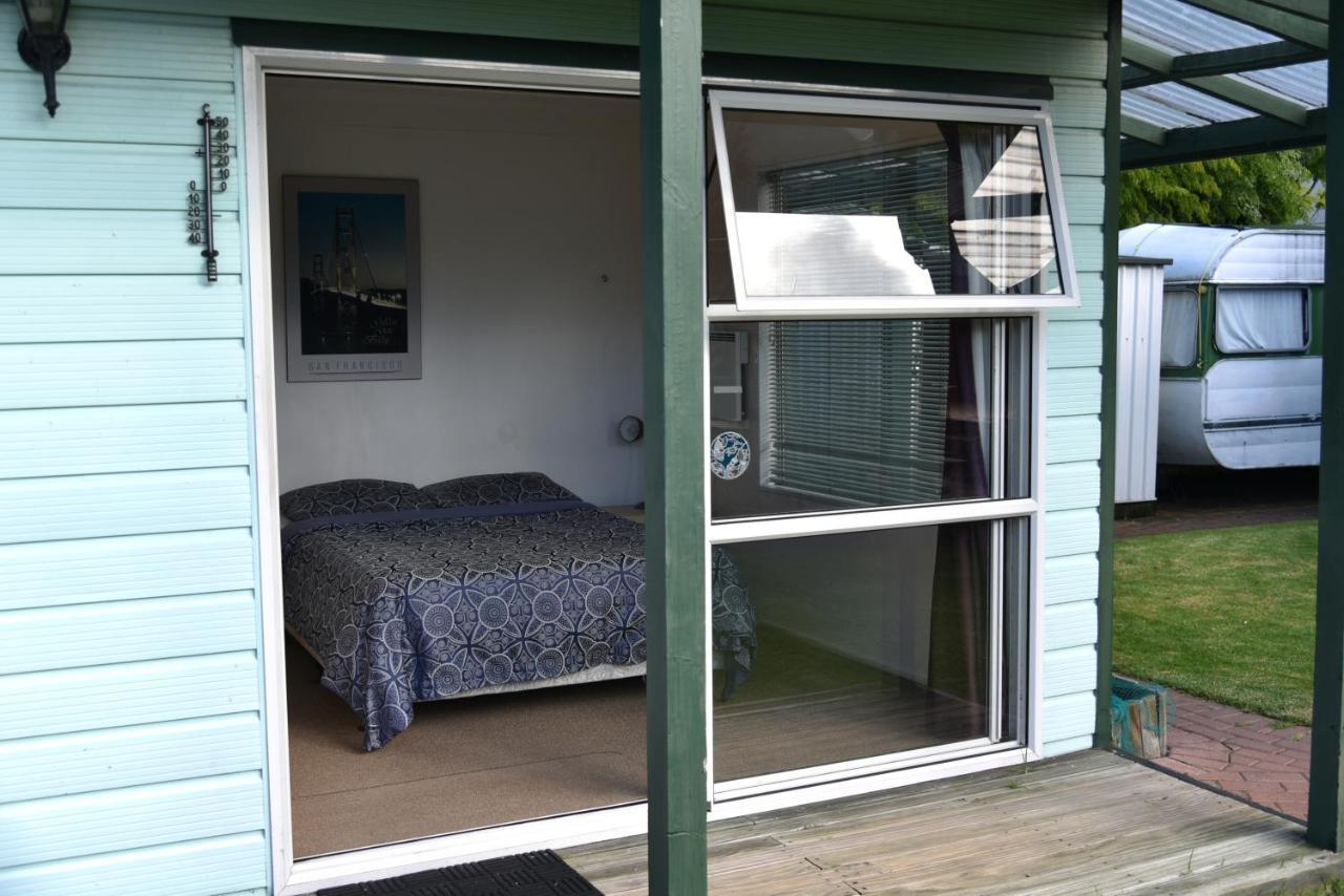 Funky Green Voyager Backpackers Hostel Rotorua Exterior photo